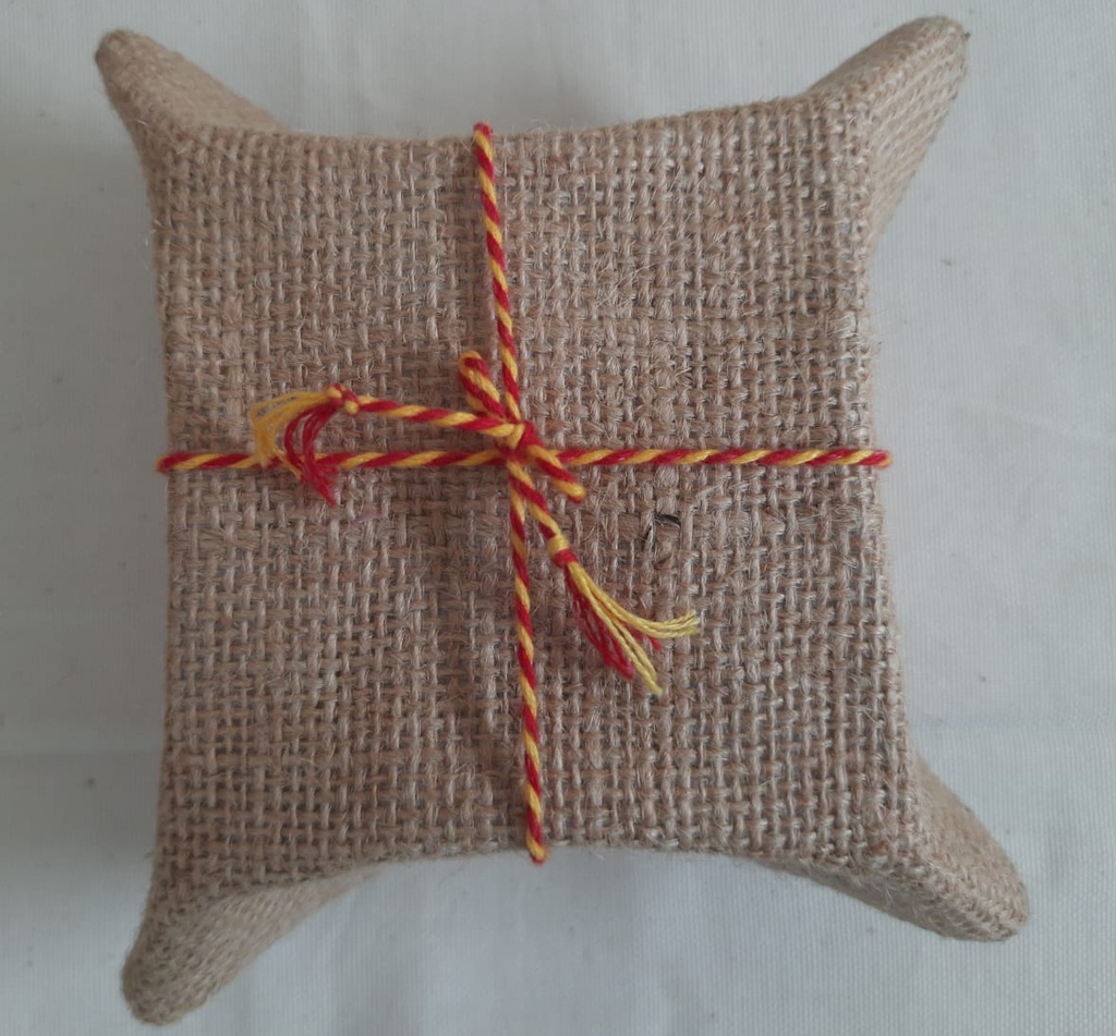 Jute Gift Box (3.5 (W) Inch X 2(H) Inch) (Gift_Box-07)